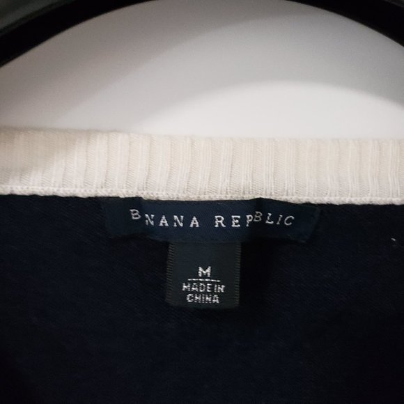 Banana republic Sweater (M) - Picture 2 of 3